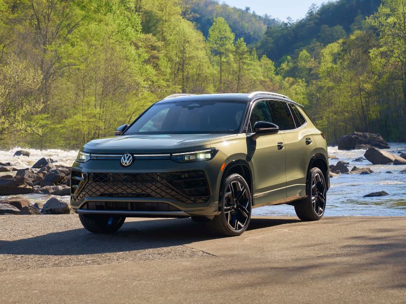 photo of a green 2026 Volkswagen Tiguan